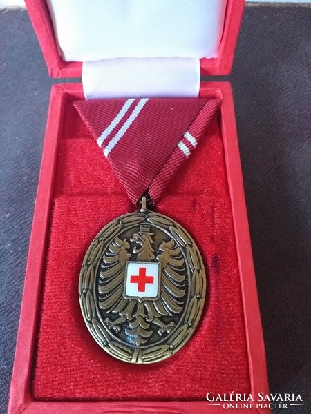 Austrian Red Cross Medal of Merit, bronze grade, in original box