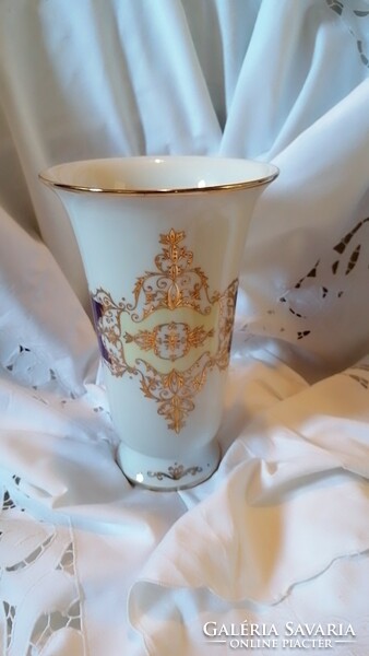 Bakos Éva  a Herendi porcelángyár festőjének gyűjtői nagyméretű egyed vázája 2.