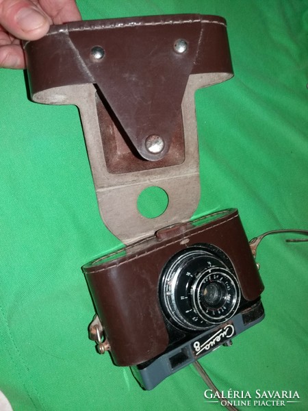 Old 1970s cccp soviet shift 8 camera in leather case as shown in the pictures