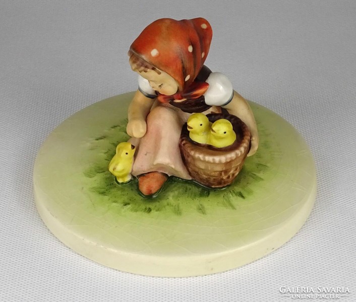 1O984 antique hummel porcelain figure feeding chicks