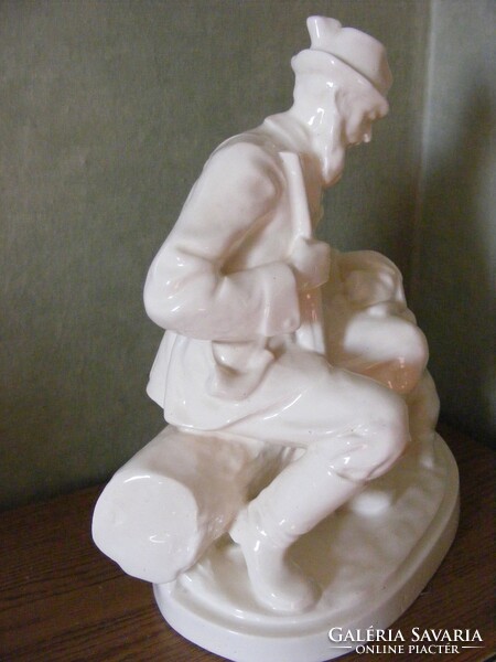 A hunter with his dog, Rako porcelain figure