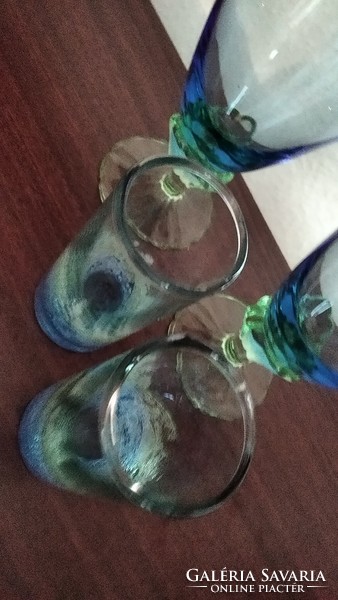 Kék-zöld poharak {Ü7}