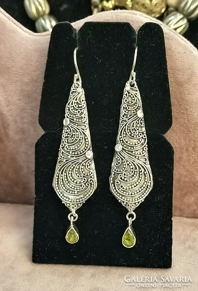 Indonesian silver earrings with peridot stones