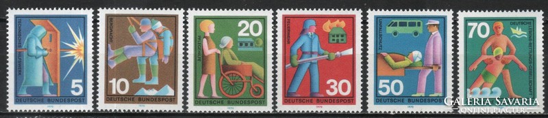 Postatiszta Bundes 1683 Mi 629-634      4,00 Euró