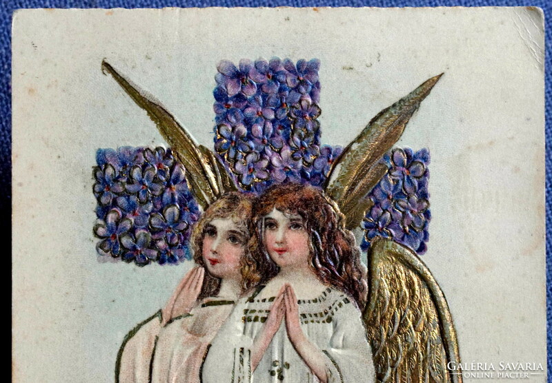 Antik dombornyomott üdvözlő képeslap - arany szárnyú angyalok / hit /kereszt szimbólum ibolyából