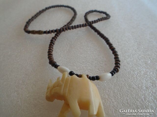 Brutally serious necklace carved from bone lion's horn, approx. 30 grams, very massive chain