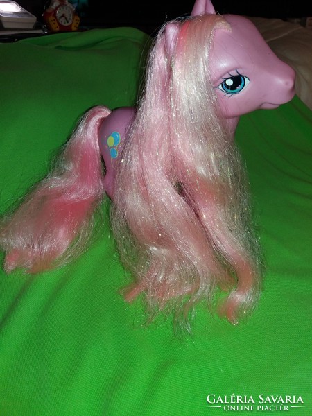 Beautiful, high-quality, large-sized Hasbro My Little Pony horse with a rich mane, 24 cm, according to the pictures