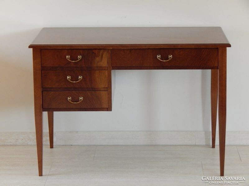 Classic desk with 4 drawers [a-10]