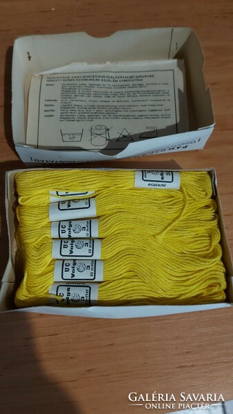 Volga embroidery threads in several colors, 80 pcs.