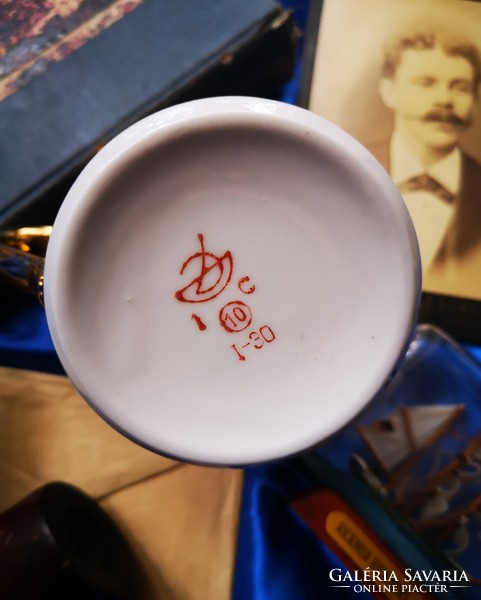 Vintage szovjet Dovbysh porcelán csésze