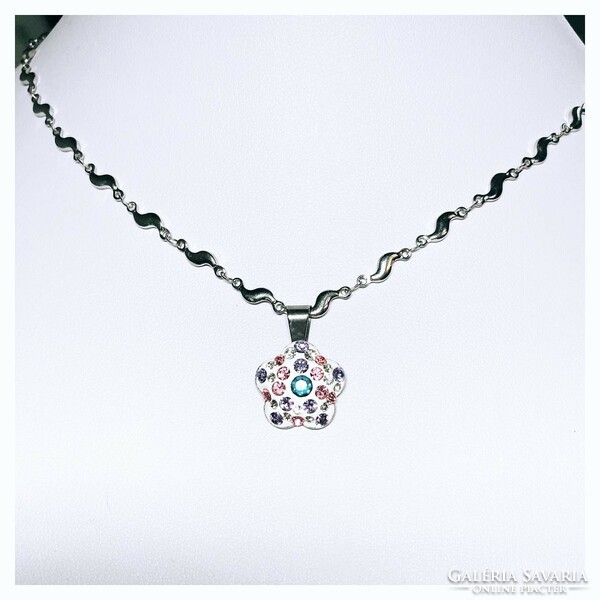 Floral children's jewelry set in a stainless steel socket with swarovski/preciosa crystals