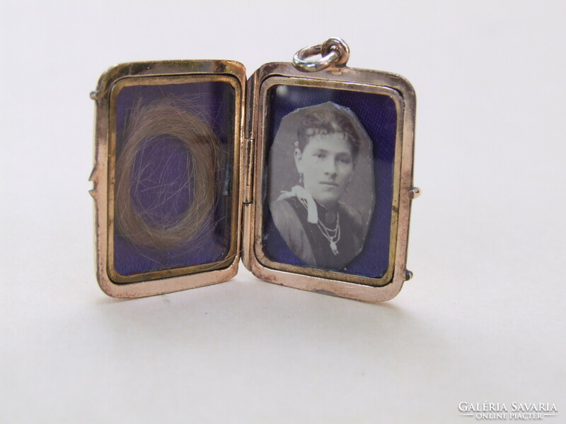 Gold-plated photo pendant (230928)