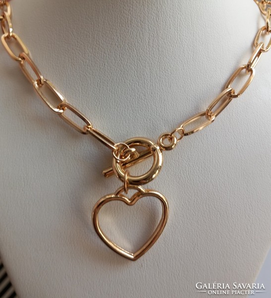 Gold-plated heart chain necklace