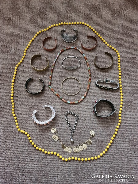 Bracelet and necklace combination 1