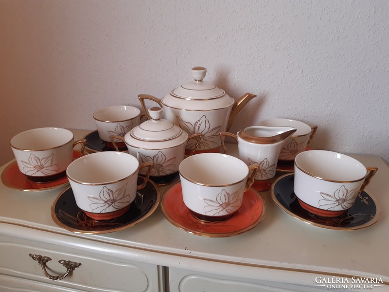 Zsolnay Gucci tea set