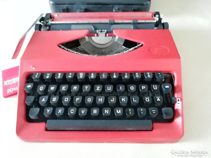 Hercules 100 typewriter