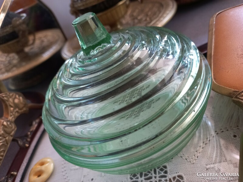 Glass bonbonier with green lid, centerpiece, ring holder