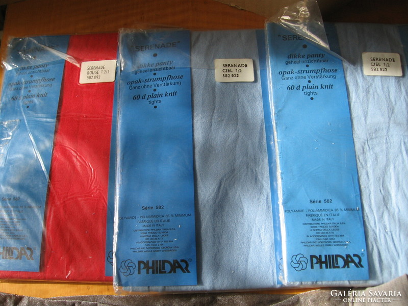 Pack of 5 old small tights