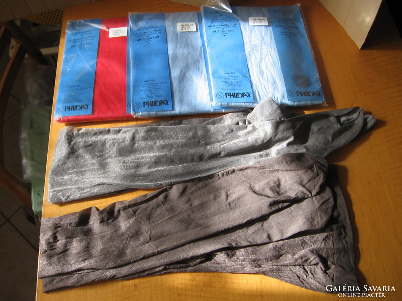 Pack of 5 old small tights