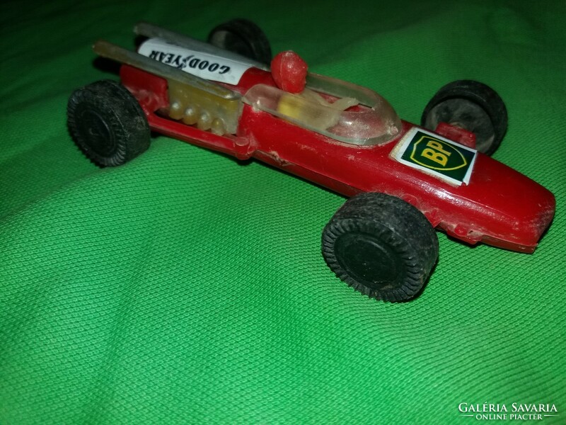 Retro traffic goods bazaar plastic f1 racing car in very good condition 13 cm according to the pictures 2.