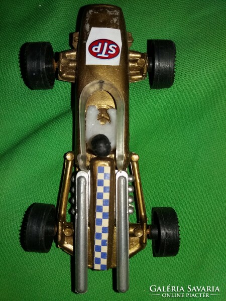 Retro traffic goods bazaar plastic f1 racing car in very nice condition 13 cm according to the pictures