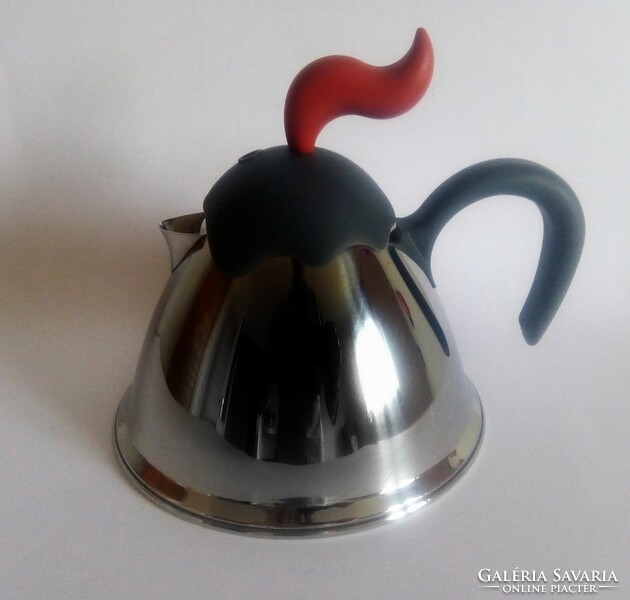 Bugatti postmodern teapot/kettle, design teseo berghella 1990