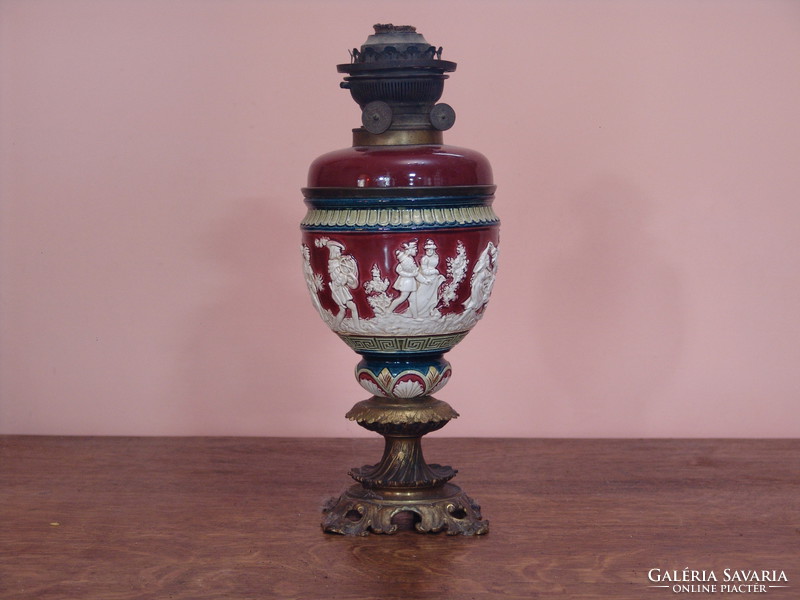 Antique decorative majolica oil lamp