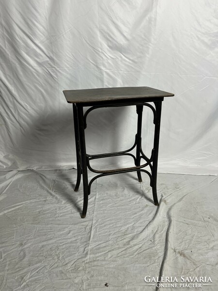 Antique thonet table (restored)