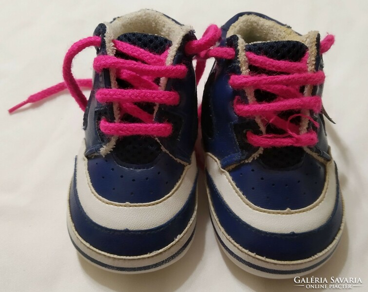Baby shoes, little shoes, stroller shoes... ( 18-19 )
