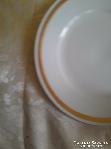 Arany csíkos lapos tányér