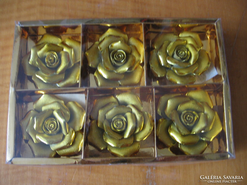 6 gold colored ceramic roses