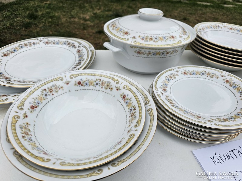 Chinese serving set of 23 pieces