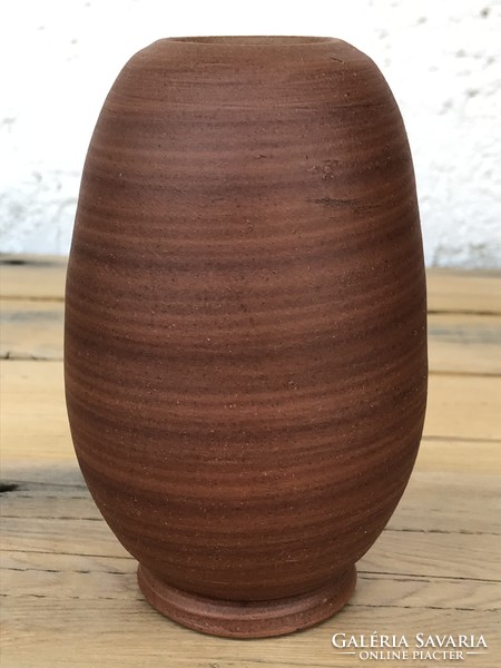 Minimalist brown vase by Josef höhler