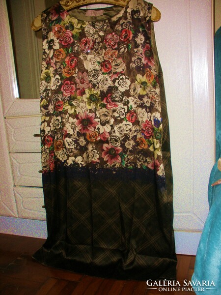 100% Silk dress vdp, size l