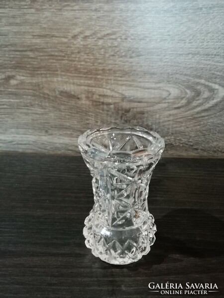 Csiszolt üveg kis váza