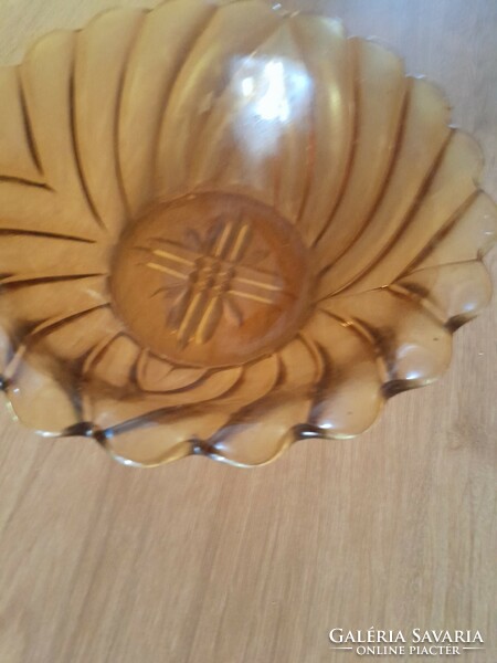 Polished engraving of an antique amber bowl