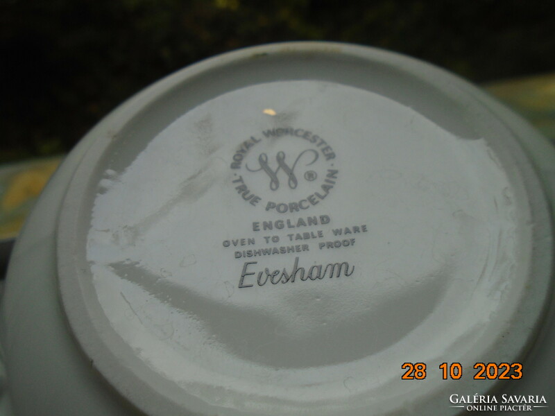 Royal Worcester Evesham festményszerű gyümölcsmintákkal teáskanna különleges porcelánból