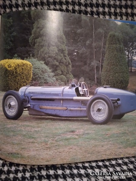 Bugatti car history, book published in 1993, with lots of photos, 167 pages, size 25x30,