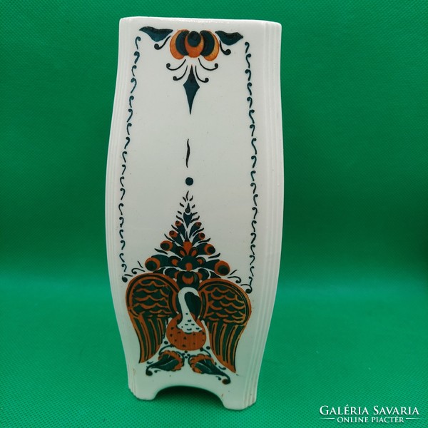 Kispest granite ceramic vase