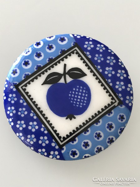 Michaela frey brooch with apple and flower pattern, 4 cm diameter
