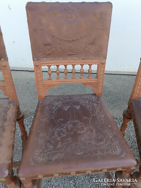 Ónémet székek nyomottbőr kárpittal