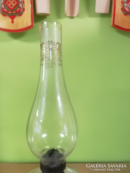 Antik, világoskék üveg petróleumlámpa