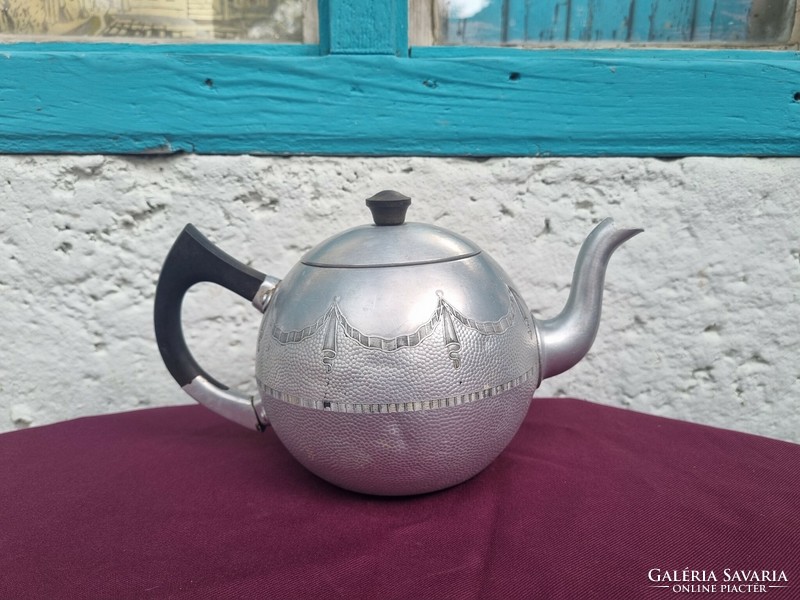 Swan brand England vintage romantic empire style English teapot