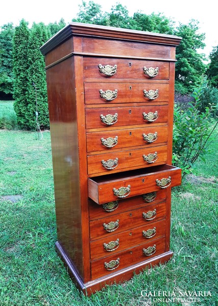 Chippendale 10-drawer high chest of drawers