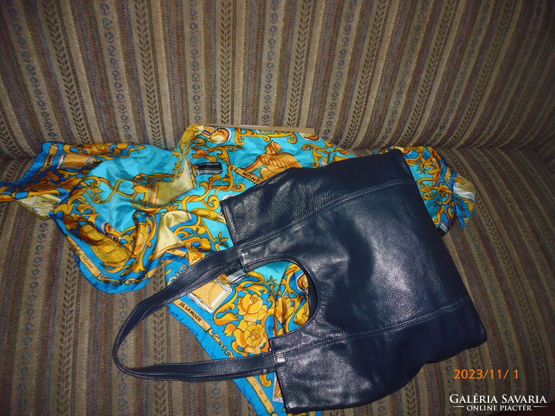 Különlegesség!! Vintage  Campomaggi  !!!  női  valódi  bőr  táska ..