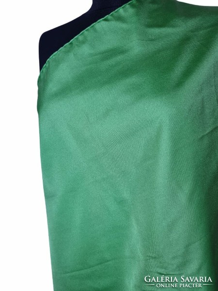Női zöld kendő 68x68 cm. (5759)