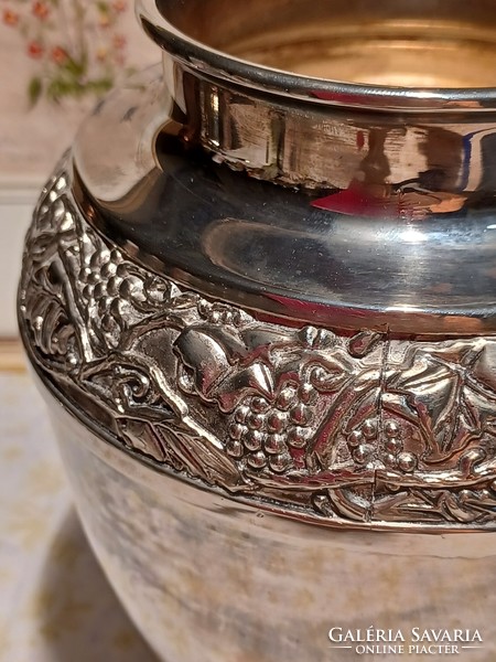 Silver-plated metal vase with grape pattern