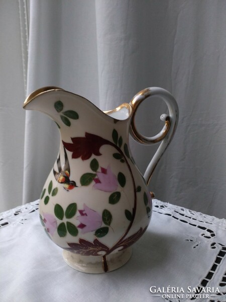 Monarchy-era jug with a hand-painted pattern with birds