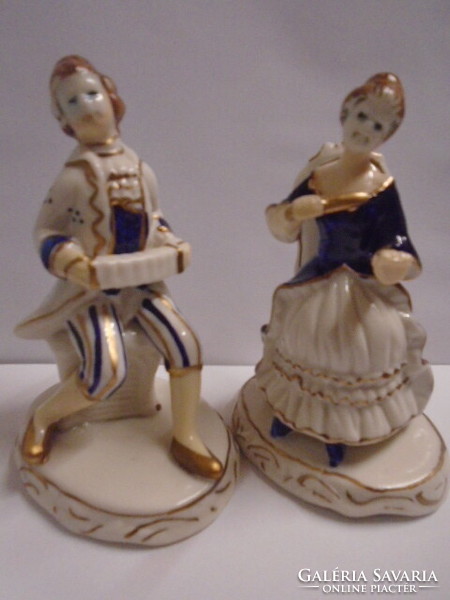 2 db állom szépen kidolgozott barokk figura pár szép állapotban vannak komoly súly