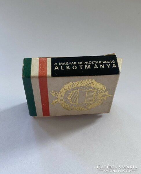 A Magyar Népköztársaság Alkotmánya mini könyv 3x3,5cm 1972.